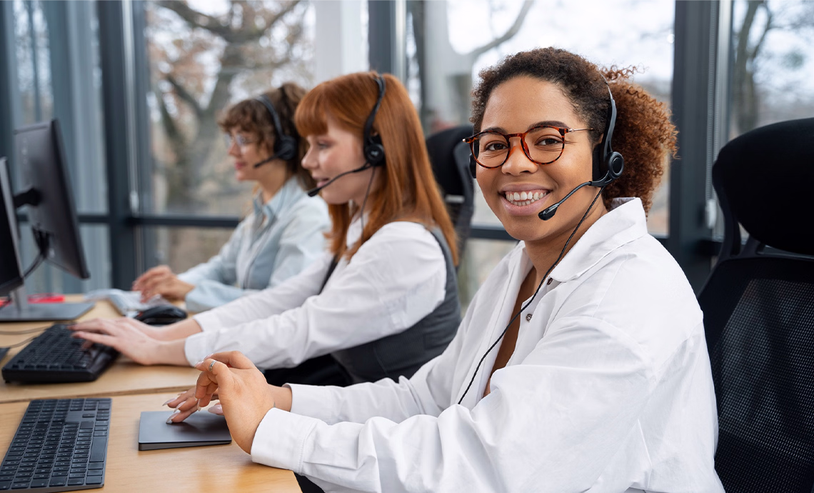 cheapest day to book international flights