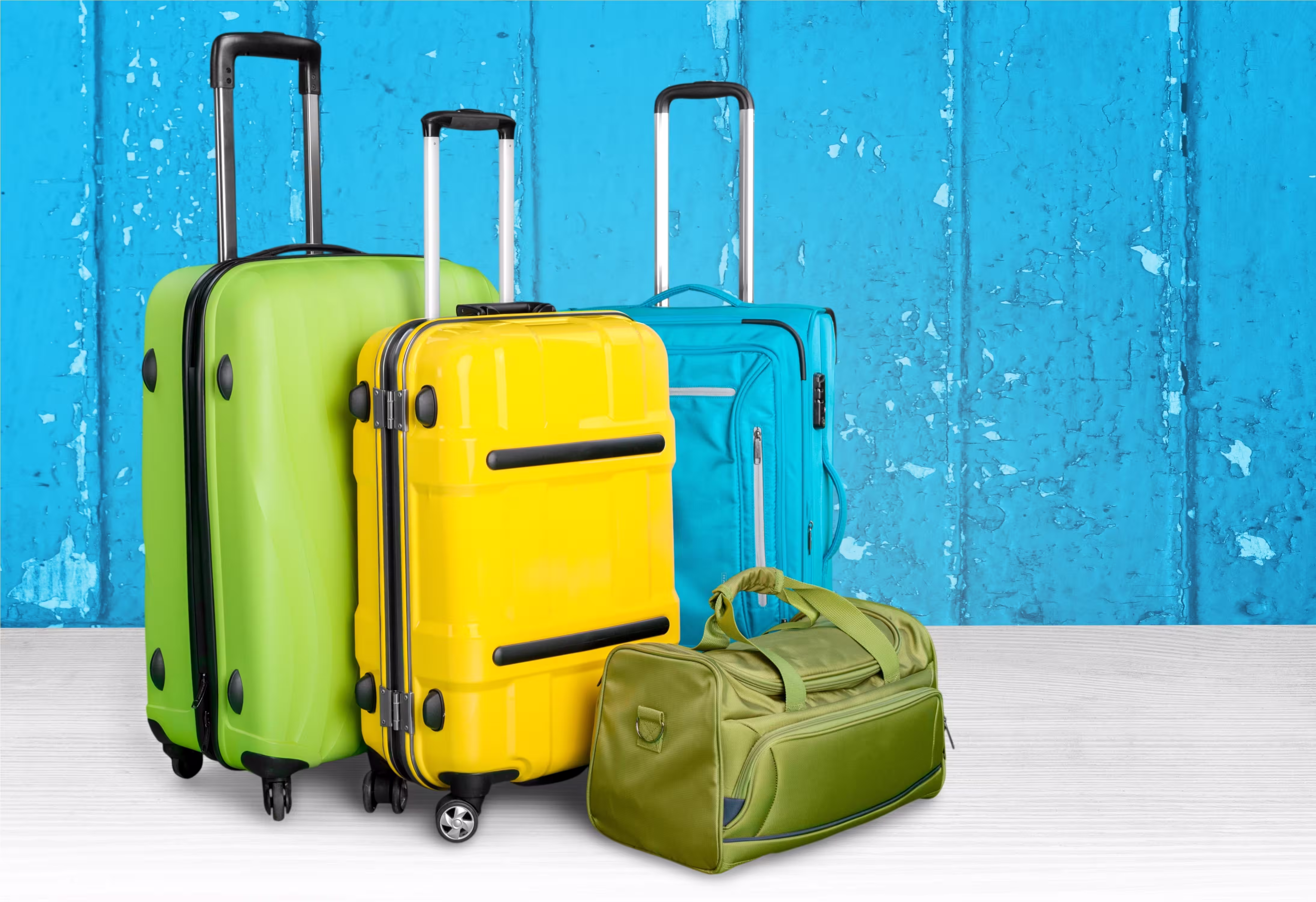 One Bag Travel vs Checked Luggage: Which System Works Best for Your Trip?