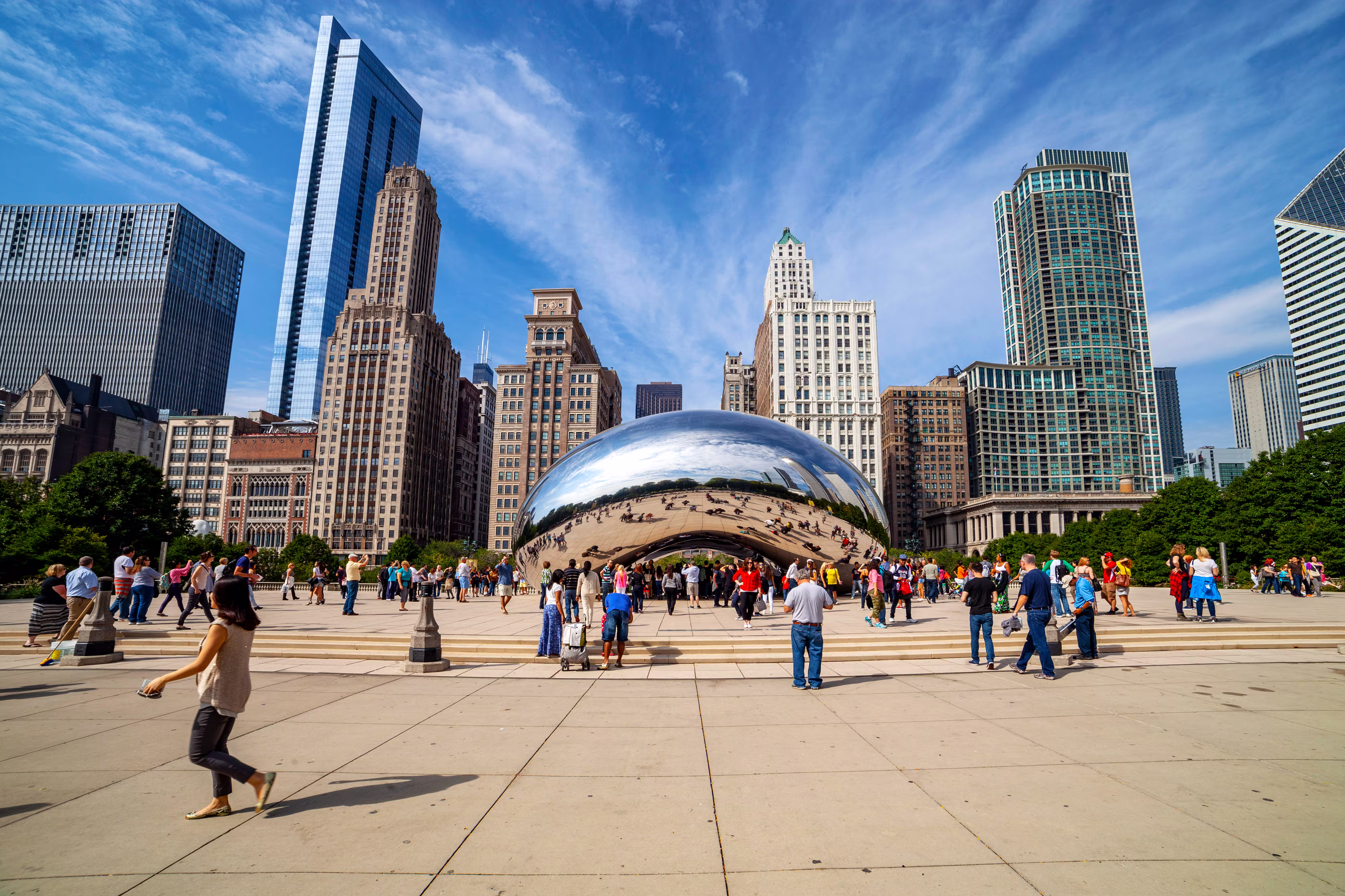 chicago-september-09-mirrored-sculpture-popularly-