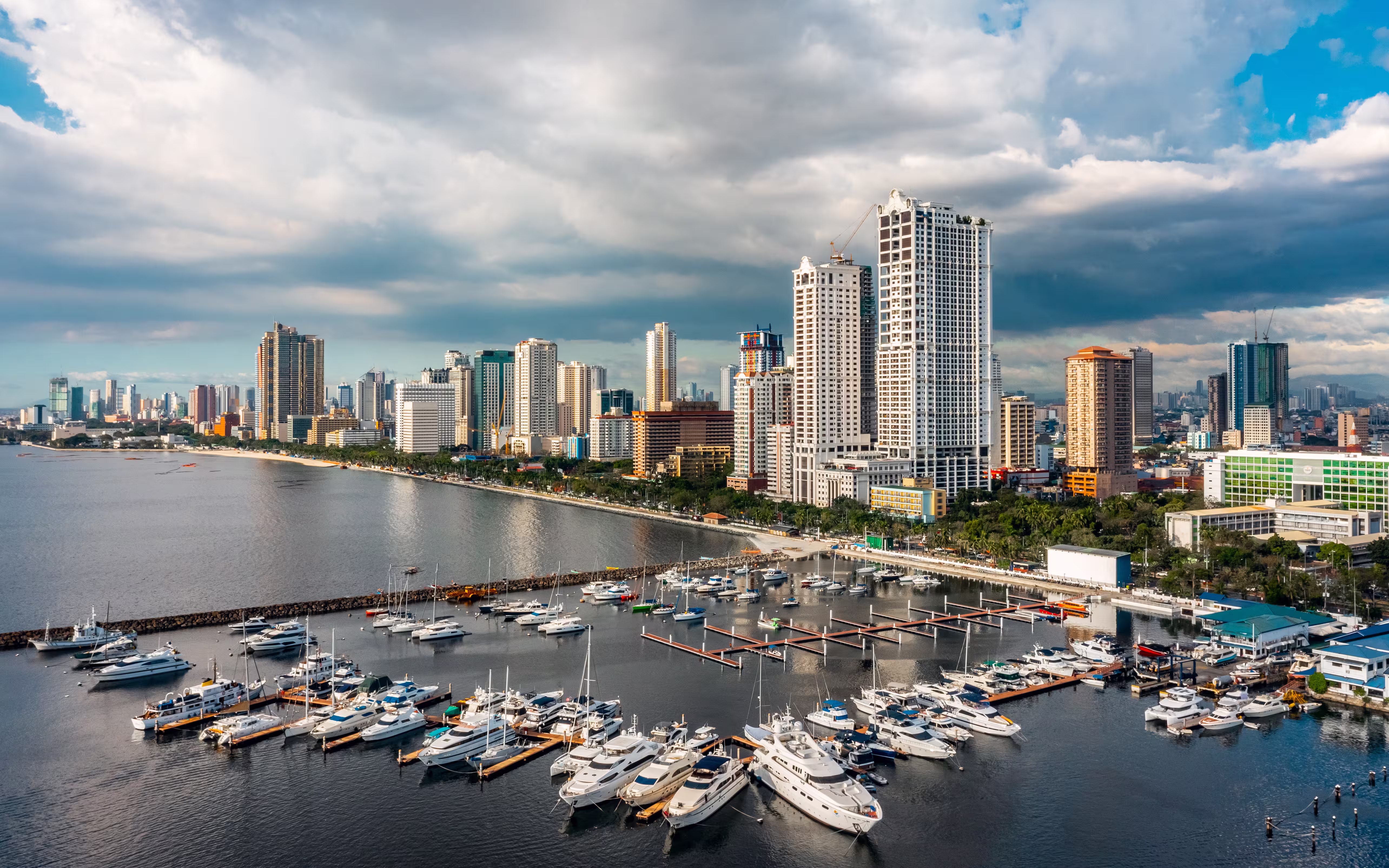 cityscape-manila
