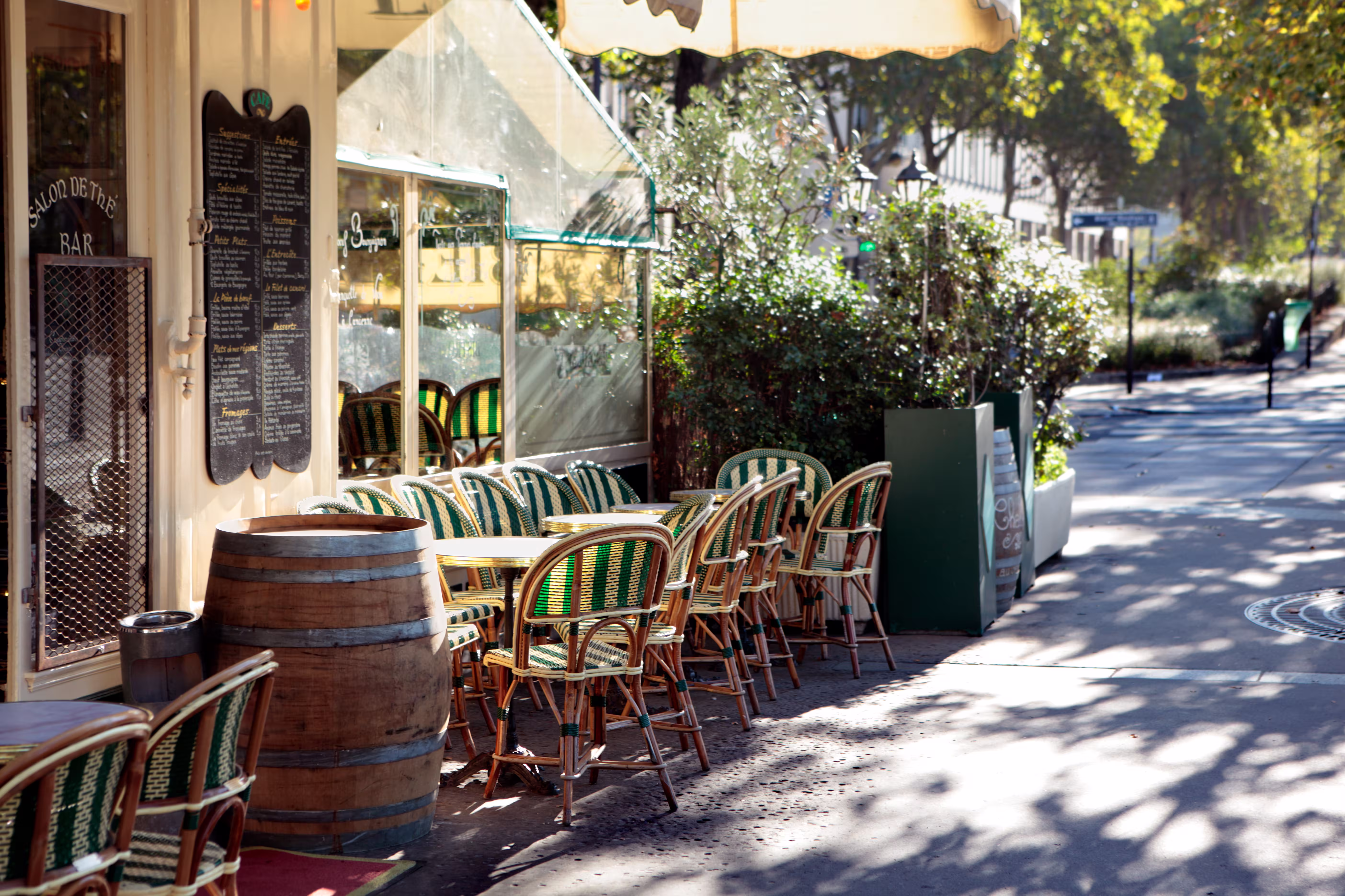 French restaurant scene Paris France sidewalk cafe