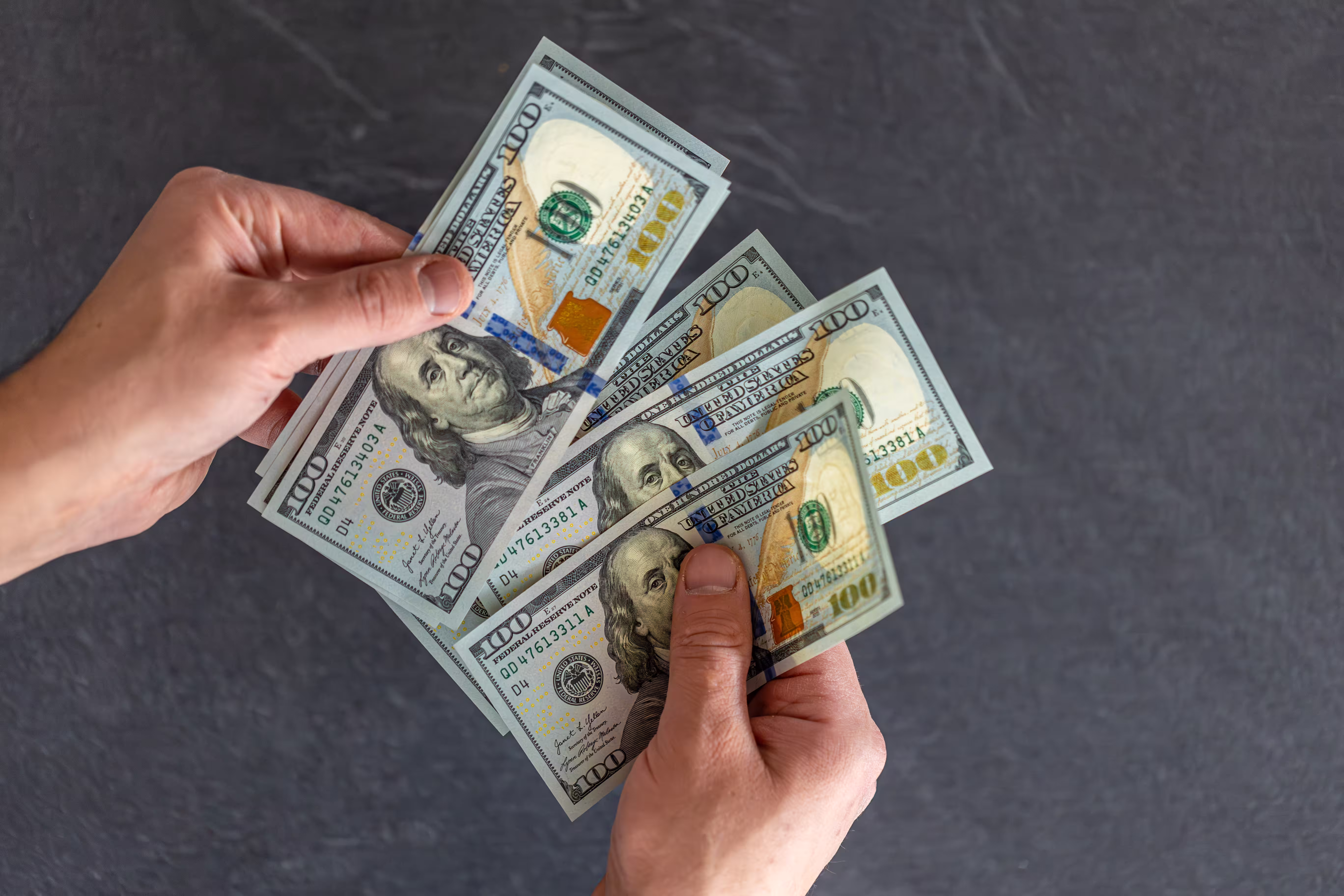 hand-holding-money